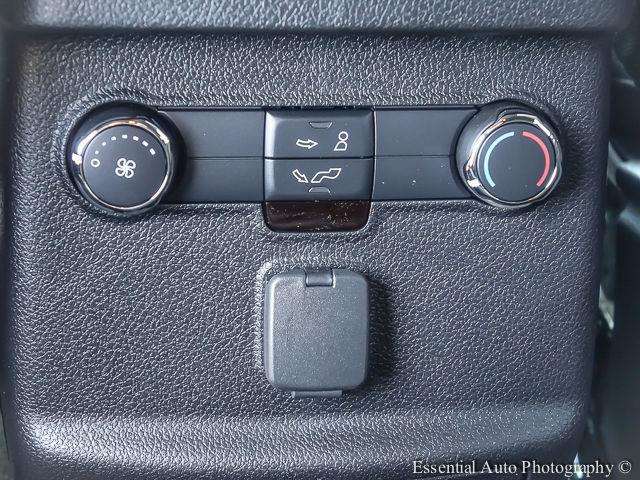 2017 Ford Explorer AWD XLT 4dr SUV